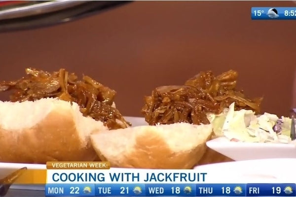 Pulled Jackfruit for Sandwiches