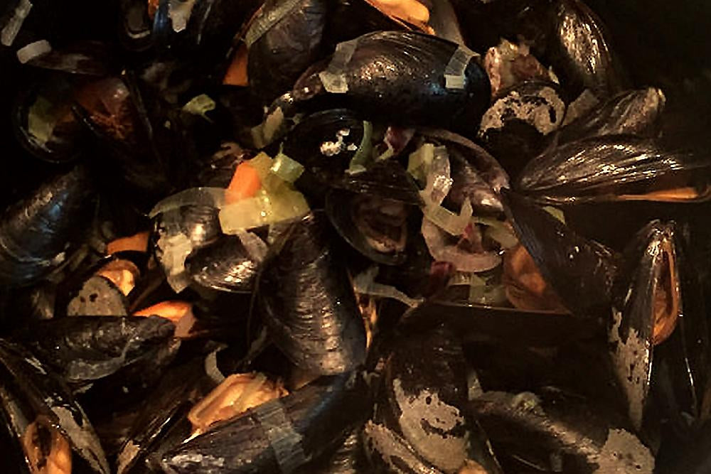 Image - Moroccan Inspired Mussels for 2 ft. January's Spice of the Month - Recipes from Well Seasoned