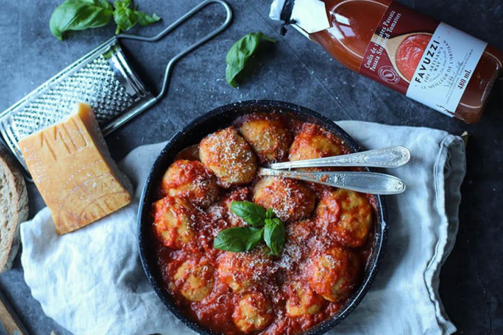 Ricotta Balls in Favuzzi Passata Tomato Sauce