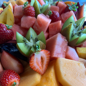 Well Seasoned Gourmet to Go : Freshly Cut Seasonal Fruit Platter