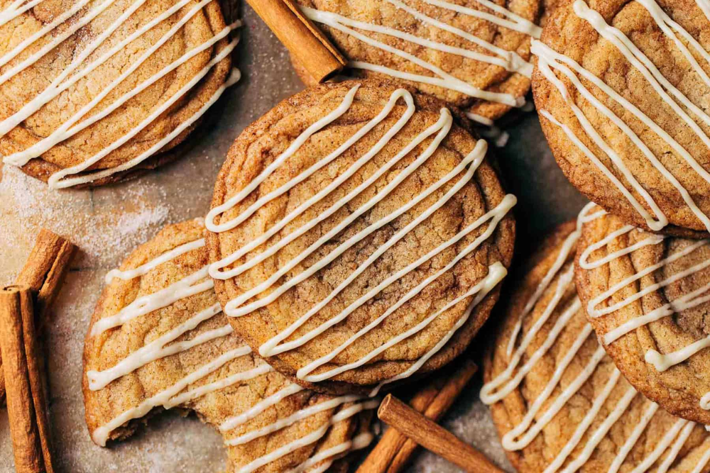 Gourmet to Go Cookies: Maple Drizzled Spice Cookies