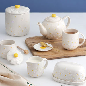 Price & Kensington | Daisy Motif Tableware