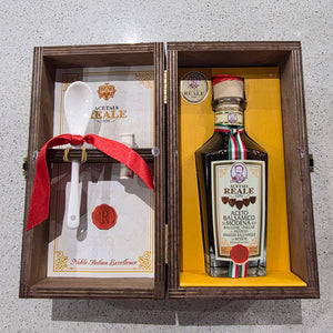 Acetaia Reale Balsamic Vinegar of Modena Serie 10 in Wood Box 250ml
