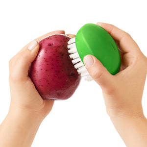 OXO | Good Grips Vegetable Brush