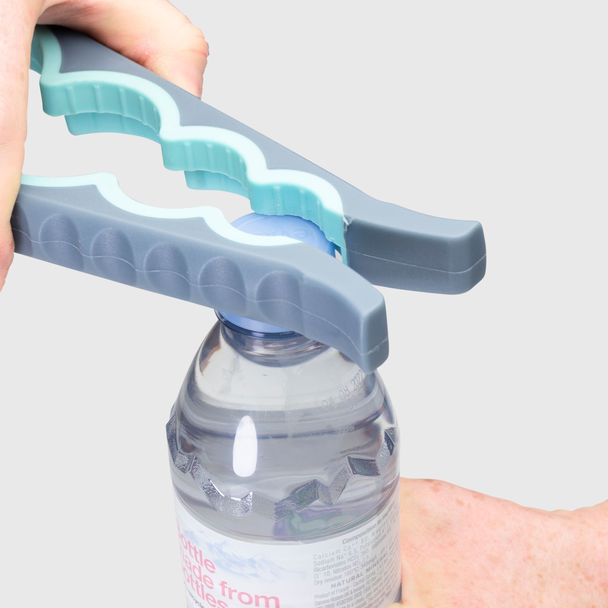 Taylor's eye witness | Lid Gripper & Jar Opener