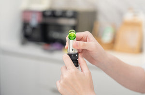 prepara | Adjustable Oil Pourer