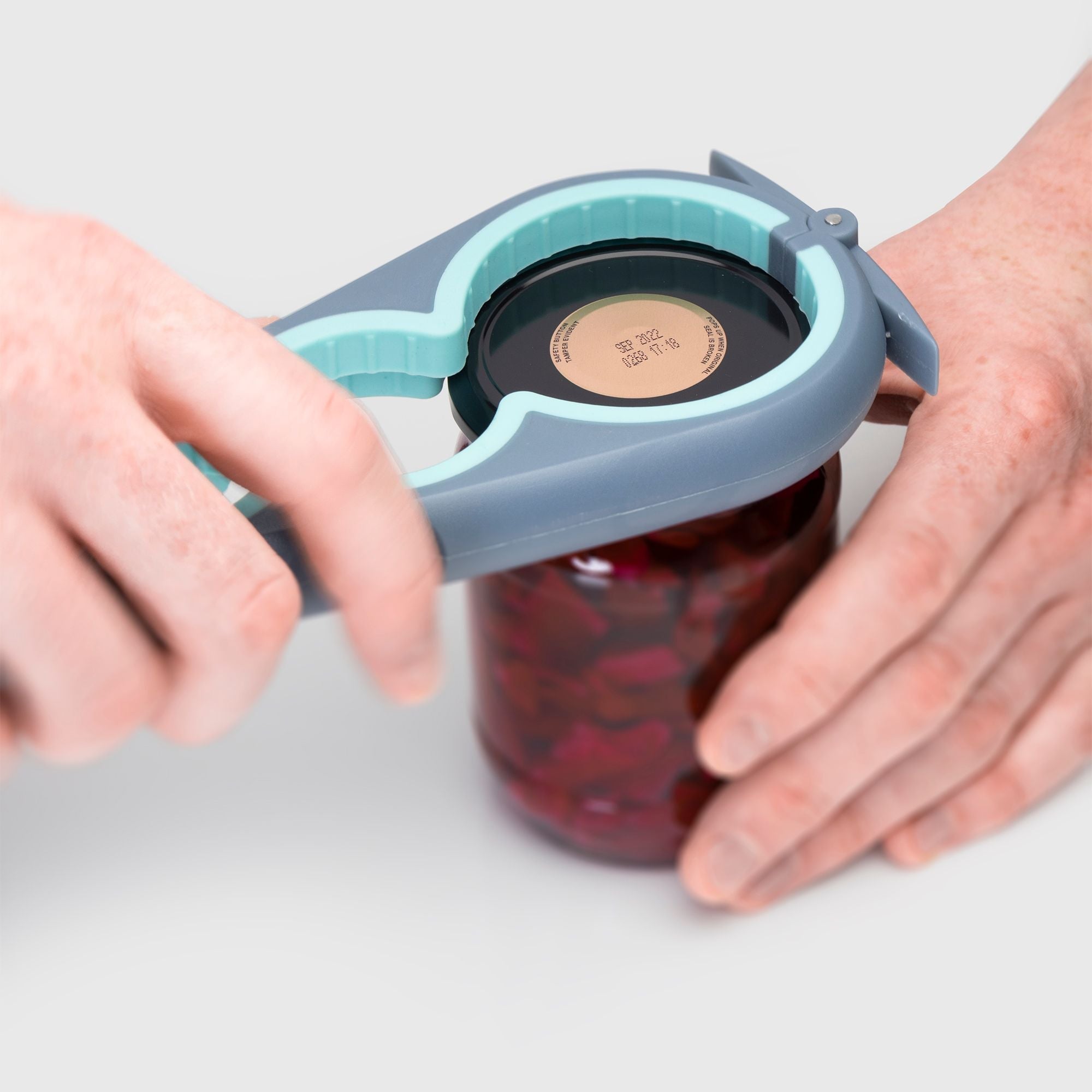 Taylor's eye witness | Lid Gripper & Jar Opener