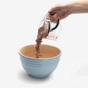 Dreamfarm | Upcup Scrape Up Measuring Cup